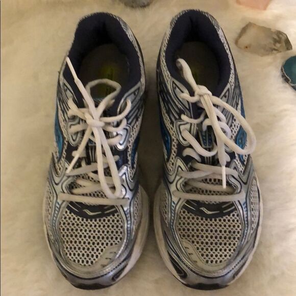 Saucony running shoes 8 (#838) - Picture 3 of 8